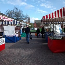 Mansfield Park Farmer's Market - More stalls