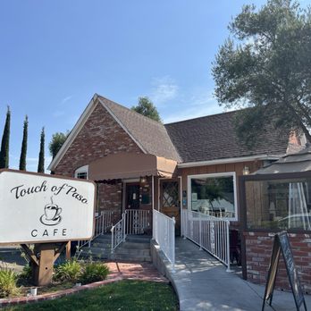 Touch of Paso - Curbside view - Breakfast & Brunch Near Me - Paso Robles, California