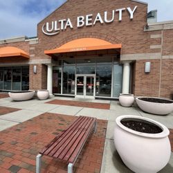 Ulta Beauty - The outside