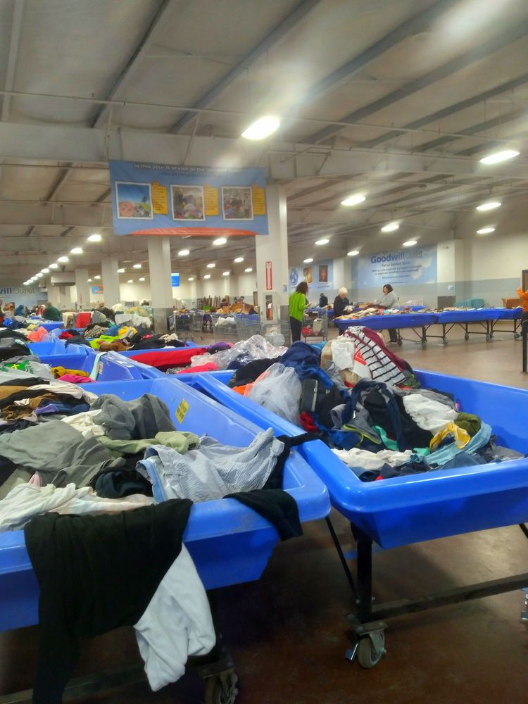 GOODWILL 15 Photos & 37 Reviews 1750 Woodman Dr, Dayton, Ohio