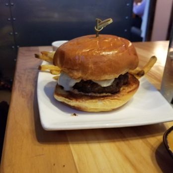 Barley Mac - Yum! - Bars Near Me - Arlington, Virginia
