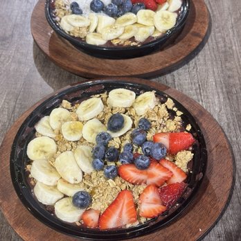 Miami Squeeze - Açaí bowls - Juice Bars & Smoothies Near Me - North Miami Beach, Florida Miami Squeeze - Açaí bowls - Juice Bars & Smoothies Near Me - North Miami Beach, Florida