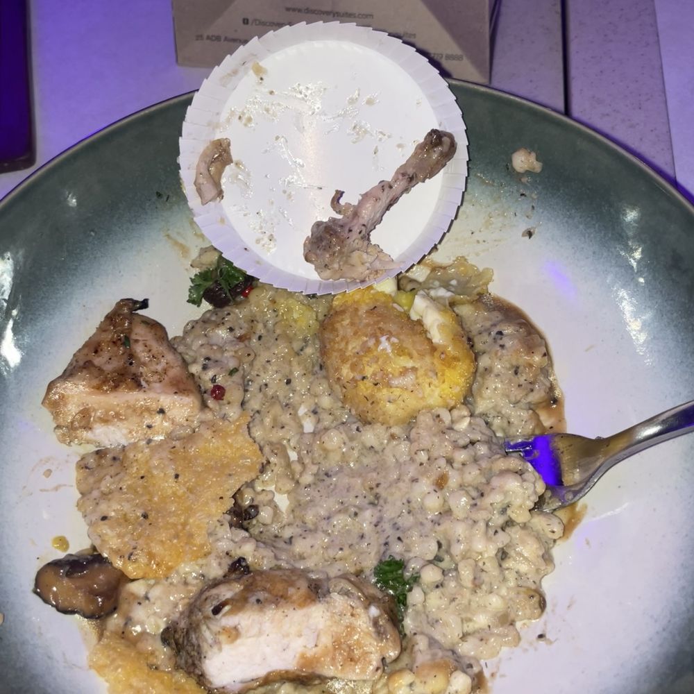 22 Prime - This picture shows the size of the bone found in my "Boneless Chicken Breast". This risotto was overcooked, tasted very bad. - Steakhouses Near Me - Pasig, NCR