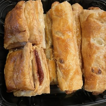 Breakfast In Havana - Guava y quesitos - Breakfast & Brunch Near Me - West Melbourne, Florida Breakfast In Havana - Guava y quesitos - Breakfast & Brunch Near Me - West Melbourne, Florida