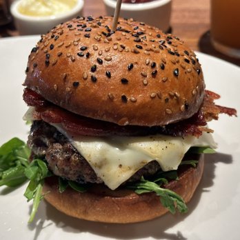 Yard House - Pork burger- awesome! - New American Near Me - Sarasota, Florida Yard House - Pork burger- awesome! - New American Near Me - Sarasota, Florida