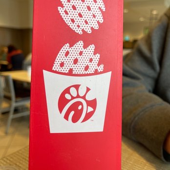 Chick-fil-A - ows a person sitting at a table - Fast Food Near Me - Westbrook, Maine