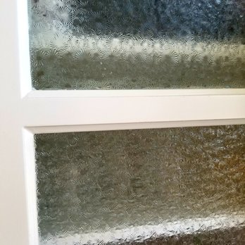 Les's Glass & Mirror - Original glass on top, replacement glass on bottom. - Glass & Mirrors Near Me - Hales Corners, Wisconsin Les's Glass & Mirror - Original glass on top, replacement glass on bottom. - Glass & Mirrors Near Me - Hales Corners, Wisconsin