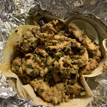 Everest Nepali Kitchen - Chicken Garlic - Indian Near Me - Cary, North Carolina