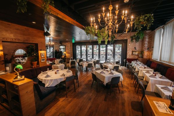 Saint Ann Restaurant & Bar by null