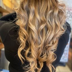 Little Old Town Hair Saloon - Lovely blonde balayage