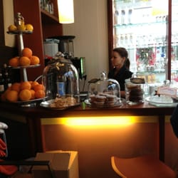 Cafè Bohne - Counter