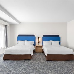 Hampton Inn & Suites Chicago Deer Park - Guest room