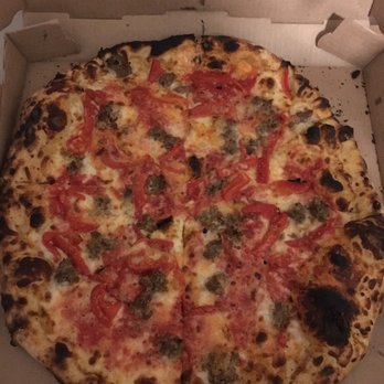 Federal Hill Pizza - The East Side Pizza - Pizza Near Me - Warren, Rhode Island