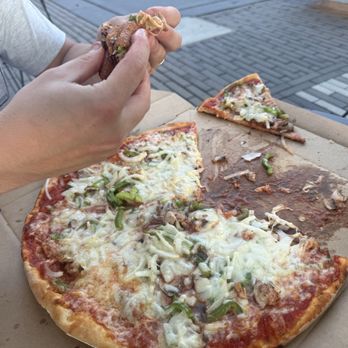 Gigio's Pizzeria - Pizza Near Me - Evanston, Illinois Gigio's Pizzeria - Pizza Near Me - Evanston, Illinois