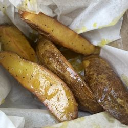 Tiki Hut - Lemon Pepper Wedges