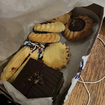 La Bella Ferrara - Bakeries Near Me - New York, New York La Bella Ferrara - Bakeries Near Me - New York, New York