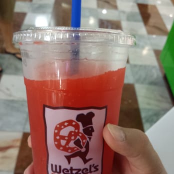 Wetzel's Pretzels - Kiwi strawberry slurpee - Pretzels Near Me - San Francisco, California Wetzel's Pretzels - Kiwi strawberry slurpee - Pretzels Near Me - San Francisco, California