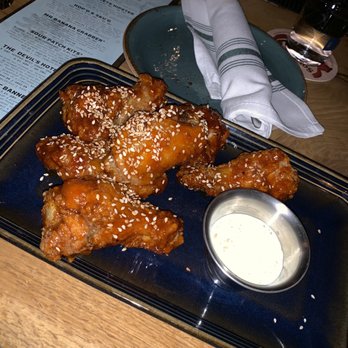 DryHop Brewers - "Honey Sriracha Wings" - Breweries Near Me - Chicago, Illinois DryHop Brewers - "Honey Sriracha Wings" - Breweries Near Me - Chicago, Illinois