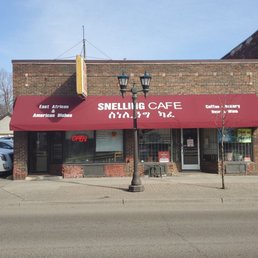 Exterior photo of Snelling Cafe - Saint Paul, Minnesota Exterior photo of Snelling Cafe - Saint Paul, Minnesota