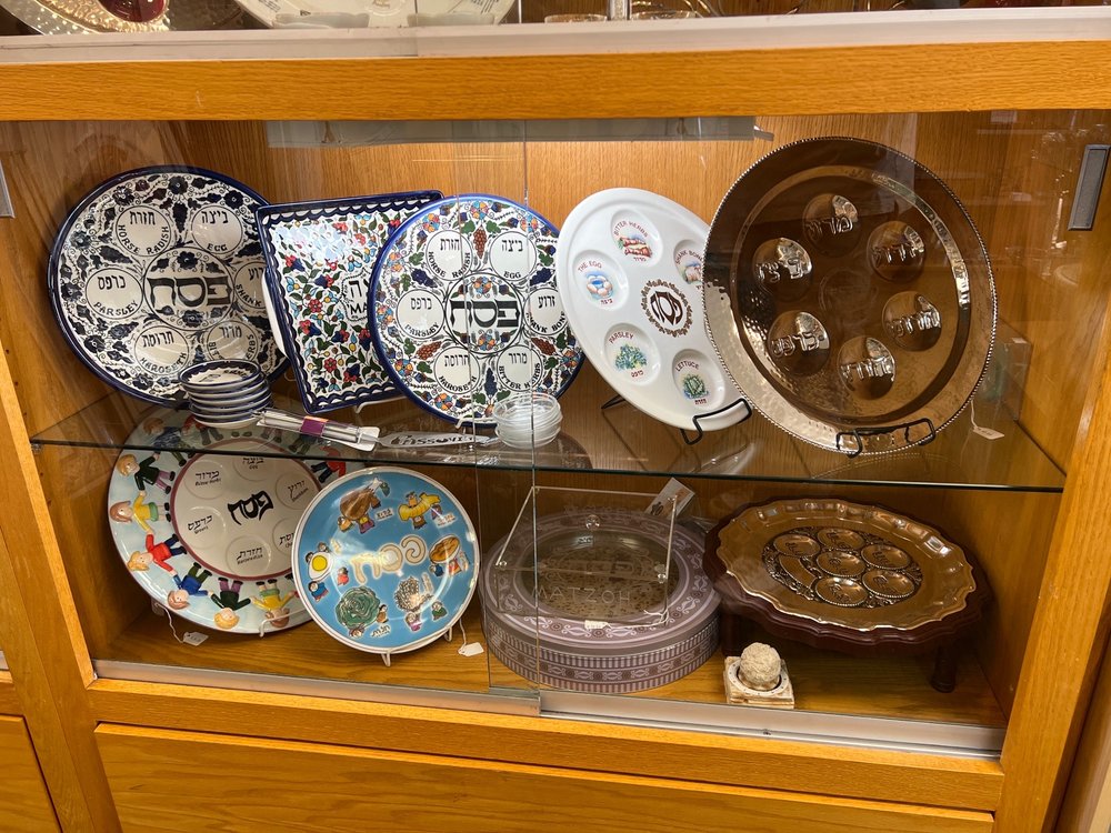 Abi's Judaica & Gifts