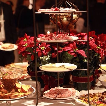 Sea Cliff Manor - Just a fraction of the food during cocktail hour. - Caterers Near Me - Sea Cliff, New York