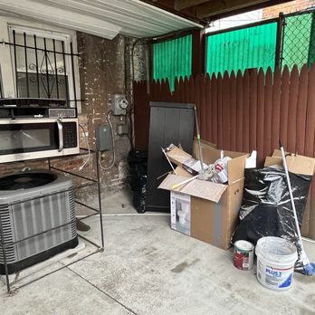 Charm City Haulers - Junk Removal & Hauling Near Me - Baltimore, Maryland
