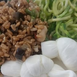 Labiomaison Concept Store - Piatto misto per pranzo.