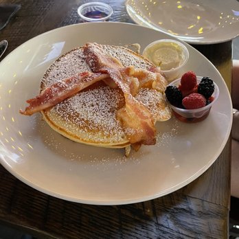 Pour Behavior - New American Near Me - Houston, Texas Pour Behavior - New American Near Me - Houston, Texas