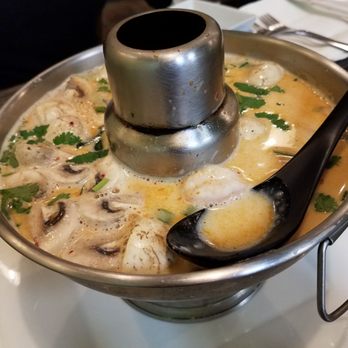 Nokki Thai Kitchen - Shrimp tomkha - Thai Near Me - Fontana, California
