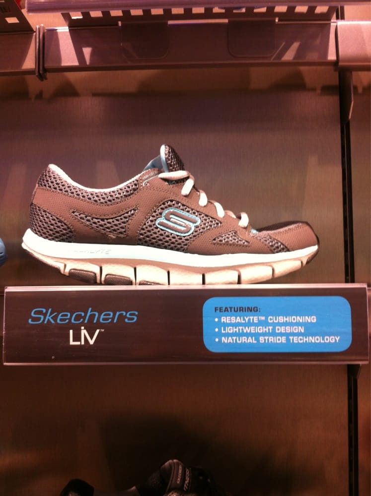 skechers ala moana center