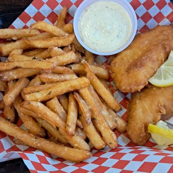 Billy's Wing Shack - Fish basket - Chicken Wings Near Me - Parker, Arizona