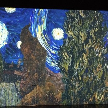 Immersive Van Gogh Exhibit - Art Museums Near Me - Los Angeles, California