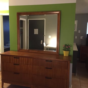 Vista Ventana - Hotels Near Me - Desert Hot Springs, California