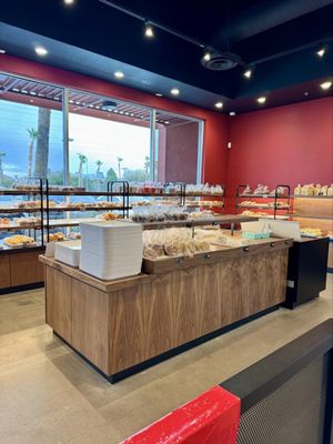 85°C Bakery Cafe - Enterprise by null