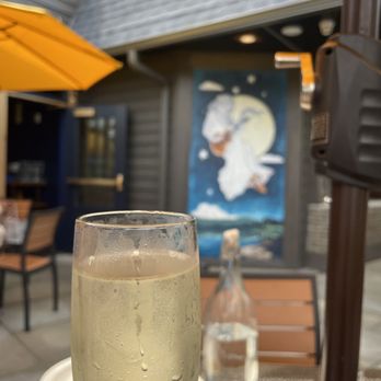 Pearl Moon - Pancakes Near Me - Woodstock, New York