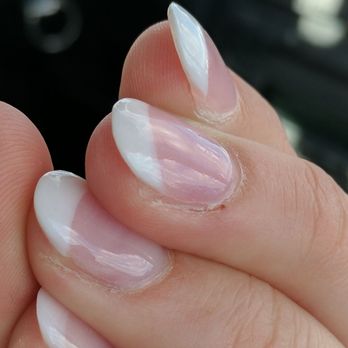 Bloomie Nails & Spa - Edges not sealed. Fingers stuck to nails from glue - Nail Salons Near Me - Arvada, Colorado