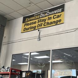 Sparkling Image Express Oil Change - Inside shop