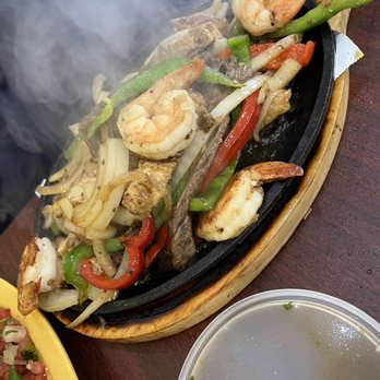 Taqueria Los Perez Laurel - Mixed Fajitas - Mexican Near Me - Laurel, Maryland Taqueria Los Perez Laurel - Mixed Fajitas - Mexican Near Me - Laurel, Maryland