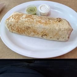 La Oaxaqueña - Large Chicken burrito