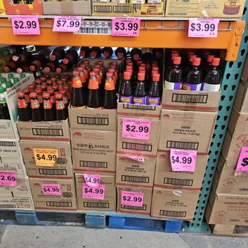 Lee’s Supermarket - Oyster Sauce & Hoisin Sauce - International Grocery Near Me - San Jose, California