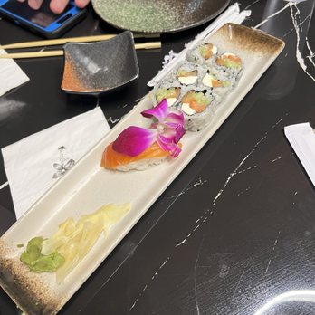 Machi Sushi Hibachi - California roll - Sushi Bars Near Me - Affton, Missouri Machi Sushi Hibachi - California roll - Sushi Bars Near Me - Affton, Missouri