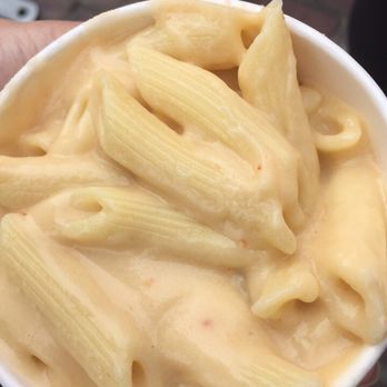 Beecher's Handmade Cheese - Small mac n cheese - Cheese Shops Near Me - Seattle, Washington