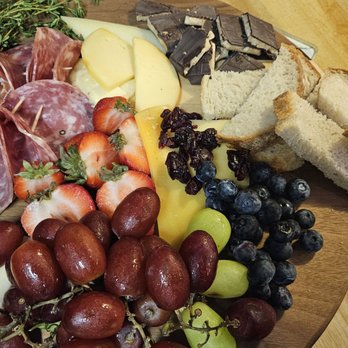 Cheese To Share - Bella Board - Modern European Near Me - Orlando, Florida Cheese To Share - Bella Board - Modern European Near Me - Orlando, Florida