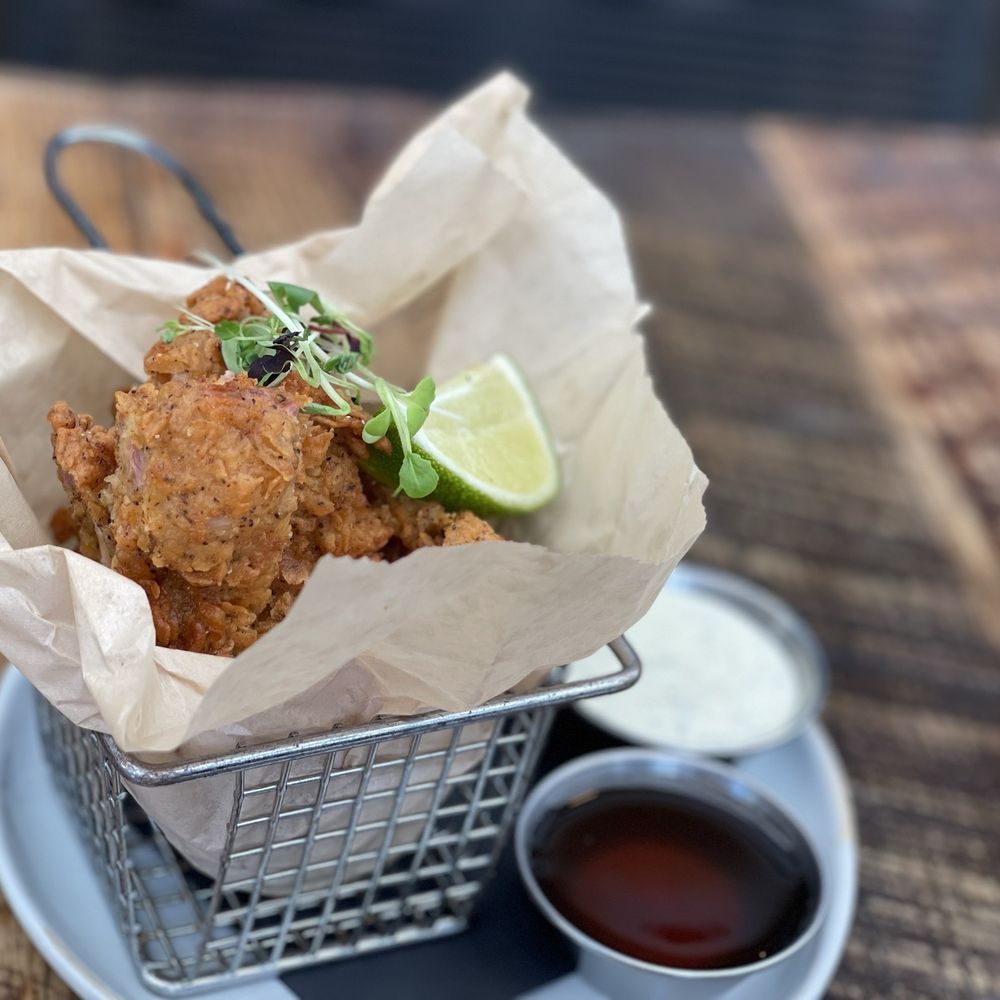 Le Chick - Fried Chicken - Cocktail Bars Near Me - Miami, Florida