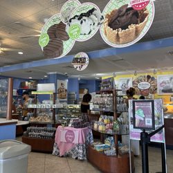 Kilwins Ice Cream & Chocolates