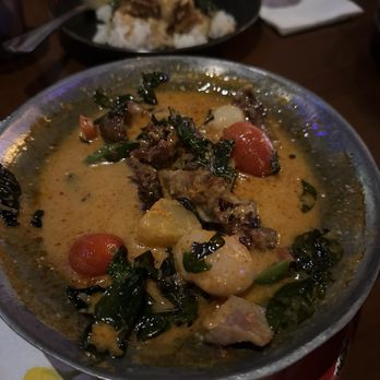 Saap Ver Authentic Thai Cuisine - Roasted Duck Curry - Thai Near Me - San Francisco, California Saap Ver Authentic Thai Cuisine - Roasted Duck Curry - Thai Near Me - San Francisco, California