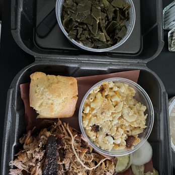 The Smoke Pit - BBQ Pulled Pork Dinner - Barbeque Near Me - Gastonia, North Carolina The Smoke Pit - BBQ Pulled Pork Dinner - Barbeque Near Me - Gastonia, North Carolina