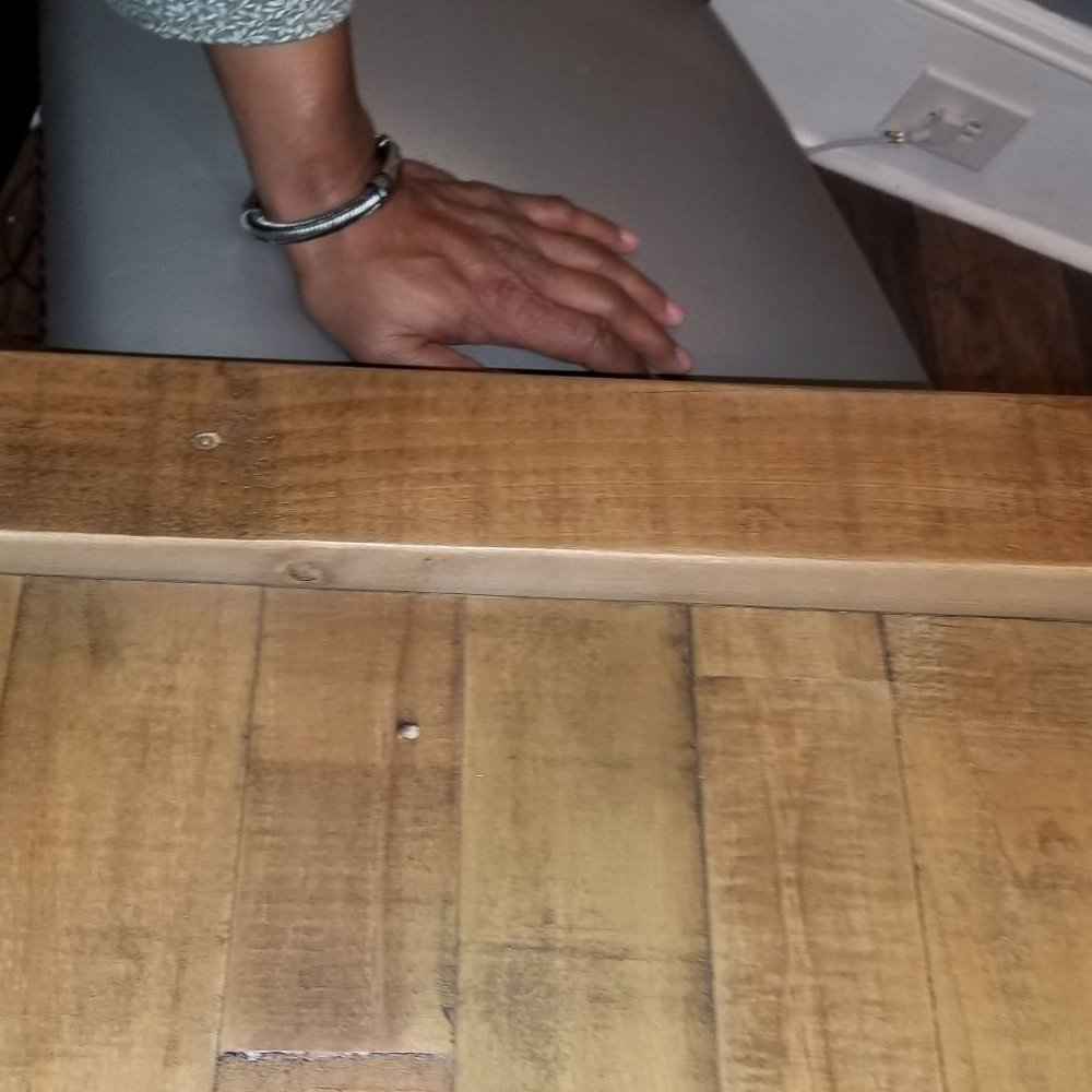 Ashley - The tech set up the table without screws and did noy say anything. - Furniture Stores Near Me - Kennesaw, Georgia Ashley - The tech set up the table without screws and did noy say anything. - Furniture Stores Near Me - Kennesaw, Georgia