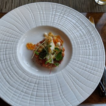 Canoe - Atlantic salmon tartar - Summerlicious 2019 menu - Canadian (New) Near Me - Toronto, Ontario