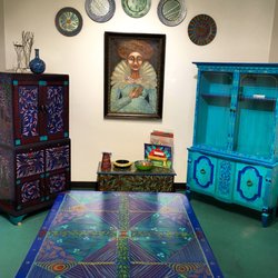 Painted Board Studio - Hand Painted Furniture and Art by Jennifer Taylor